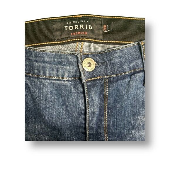 Torrid 20R Sky High Skinny Jeans Distressed Blue Pull On Stretch Denim 28 Inseam - Picture 10 of 12